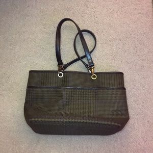 CLOSET CLOSING LRL houndstooth plaid purse